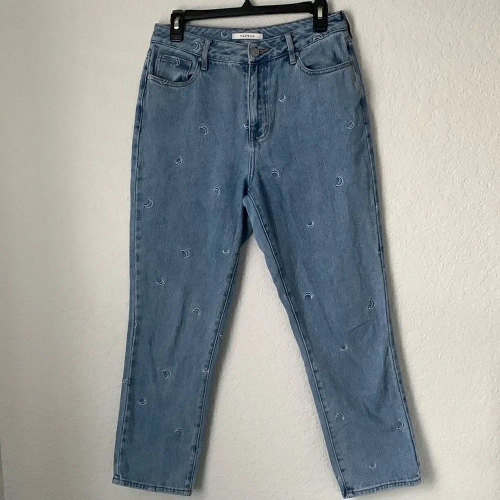 PacSun High Rise Cotton Blue Denim Embroidered Mom Jeans Size 28